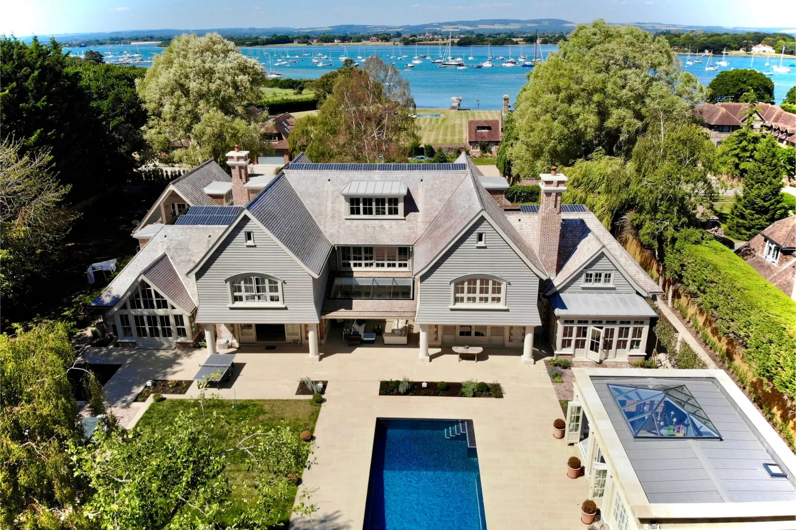 Large new build bespoke property in harbour location 5 Large new build bespoke property in harbour location 5