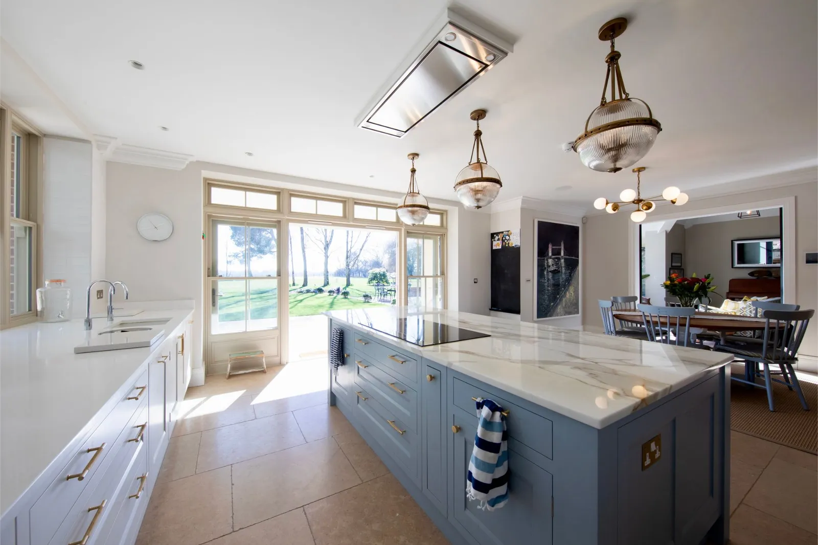 Large new build bespoke property in harbour location 10 Large new build bespoke property in harbour location 10