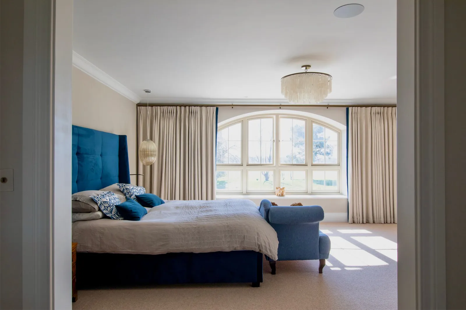 Large new build bespoke property in harbour location 13 Large new build bespoke property in harbour location 13