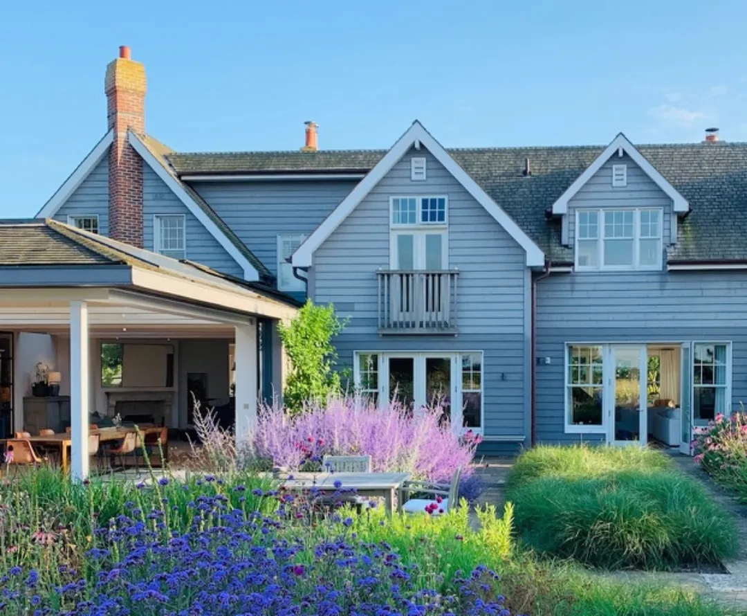 Extension & refurbishment to coastal property