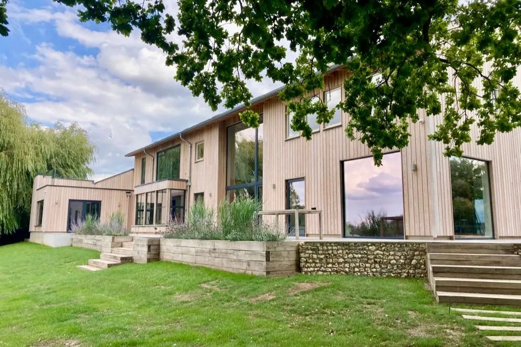 Bespoke New Build in Chichester Location 7 Bespoke New Build in Chichester Location 7